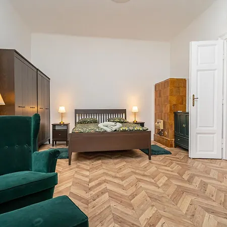 Pollack One Bedroom *