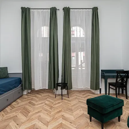 Pollack One Bedroom *