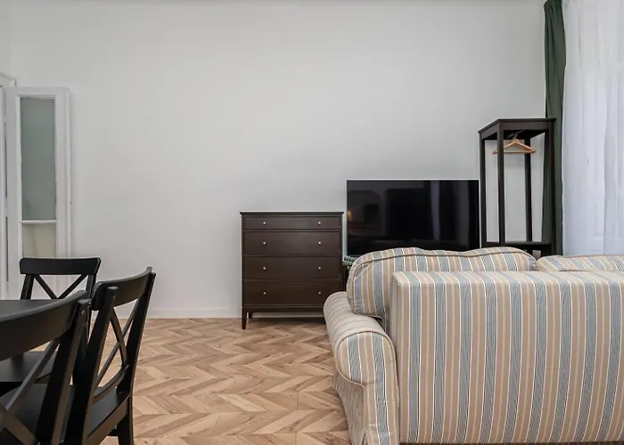 Pollack One Bedroom