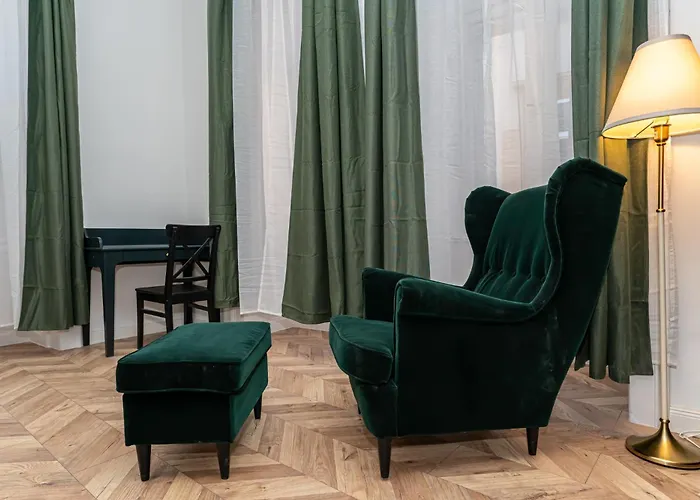 Pollack One Bedroom Apartament