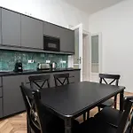 Pollack One Bedroom 布达佩斯