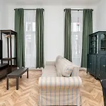 Pollack One Bedroom