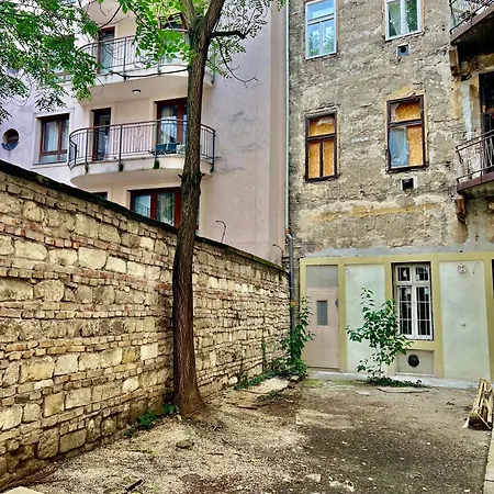 Ghetto Deluxe - Gozsdu Court Pollack Lejlighed *