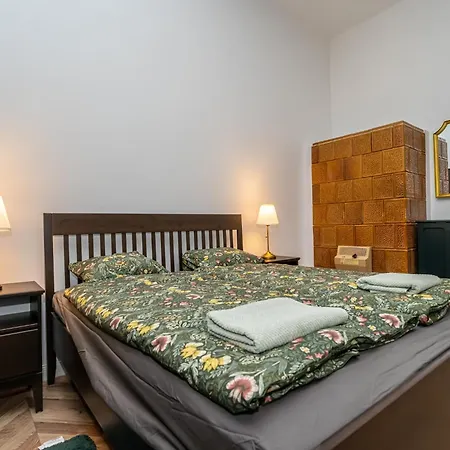 아파트 Pollack One Bedroom *